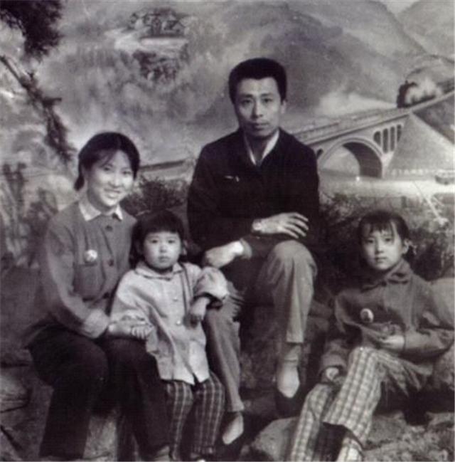 陈晓旭离世13年，当年陪她一同出家的痴情丈夫，如今还俗再娶了吗