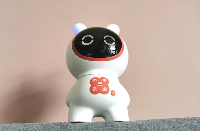 火火兔智能早教故事机：是老师是玩伴，更是哄娃利器