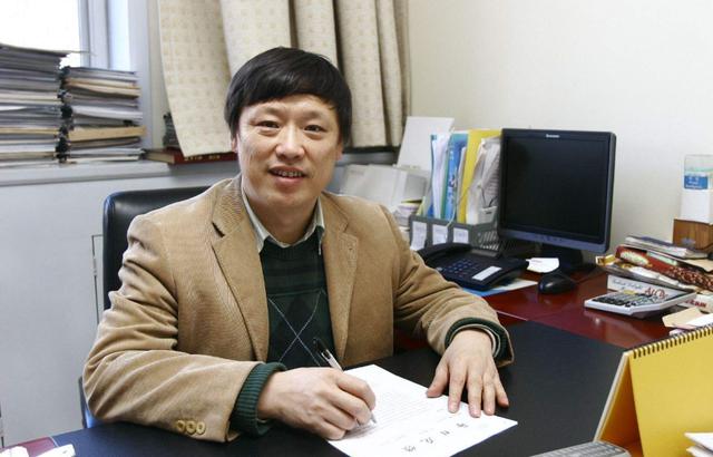 面对示威游行，特朗普发表了讲话，胡锡进：听