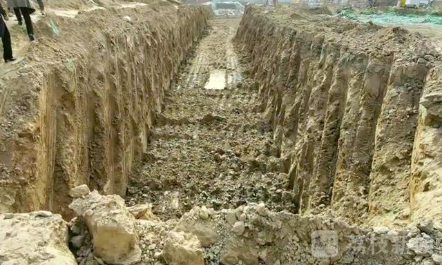 河南四男童小区工地被埋背后：拆迁进程上的温庄村