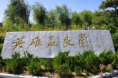 两个玩物丧志的国军将领，一个被粟裕击毙，一