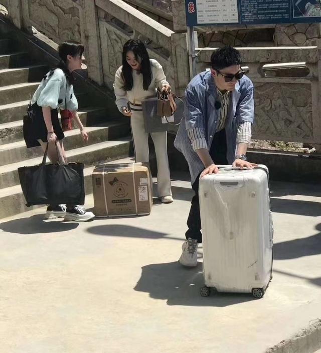 #还是#赵丽颖生图 还是网友心目中有一个“少女人设”的概念