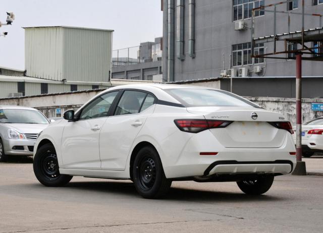 日产轩逸为何销量高，哪些方面吸引家庭用户