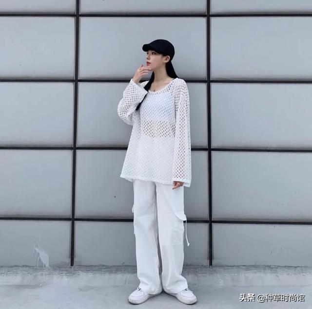 比“吊带”还撩的短上衣来了！男朋友都把持不