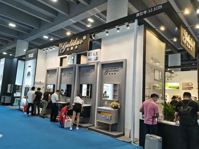 2020中國建博會（廣州）12.1衛(wèi)浴品牌館如約啟動，現(xiàn)場人流如織