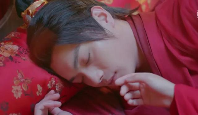 许凯穿女装都带不动！《天舞纪》剧情有漏洞，