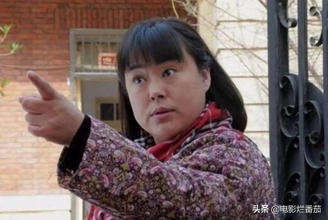 追砍前夫、家暴女儿？前夫爆料将李菁菁又一次