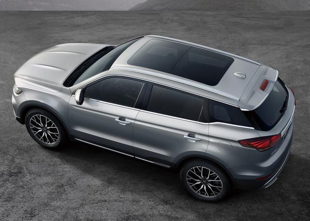 吉利再出“奇招”，比哈弗H6时尚，油耗6.3+四驱