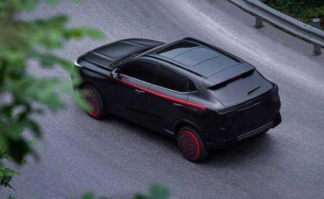 长安又一黑马SUV，气场直逼X5！1.5T爆300牛米，外观成最大亮点！