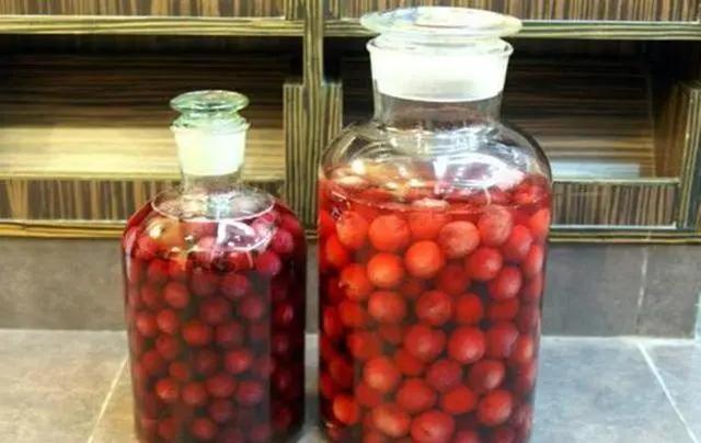 26種精致水果酒，泡制方法簡單，先收藏起來，夠你學一陣子了