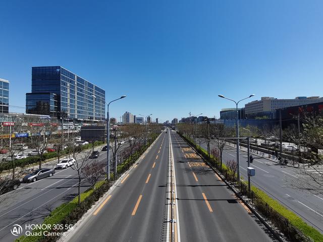 聊聊「中端旗舰」荣耀30S，麒麟820并不是其唯一