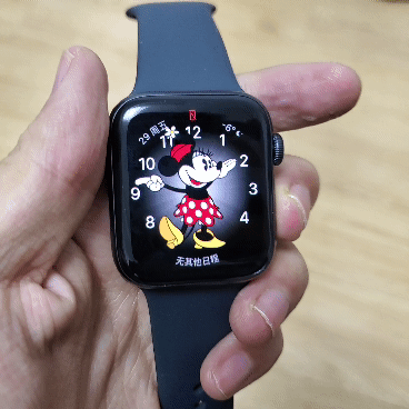 鸡蛋碰石头？荣耀MagicWatch 2对比Apple Watch Series