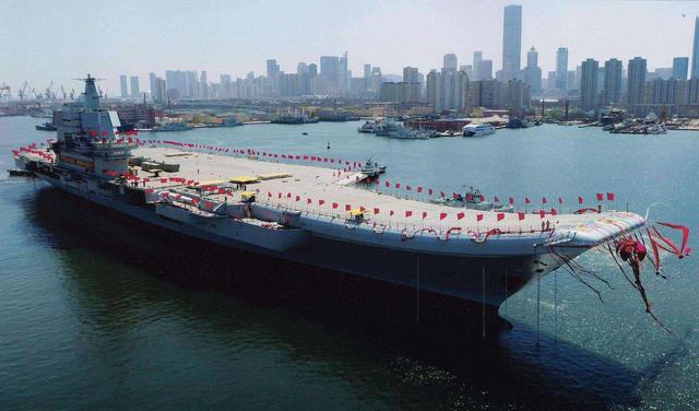 不幸的苏联红鹰，距离问世只差一步，1153型航母的葬魂曲