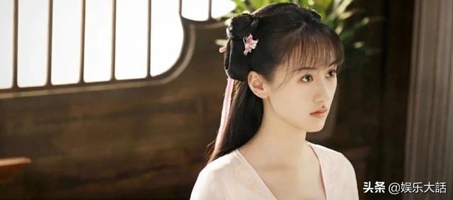 24小时|上线不到24小时就拿下热度榜《琉璃》惊艳观众只需三集半