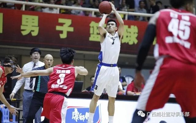 球员故事｜广西威壮篮球俱乐部三分王陈柯良