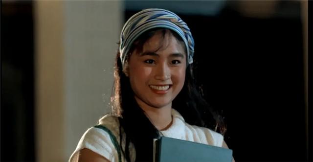 �ư���2��д������Ϸ��������û��һ��̨�ʣ������ж���һ����