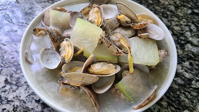 冬瓜的简单做法，广东人天气热经常吃的一道家常菜，鲜香美味