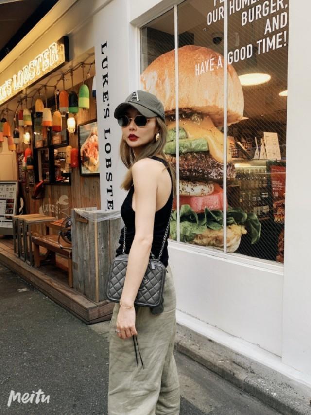 牛萌萌吸毒：三十加单身女让我相信“世界让我