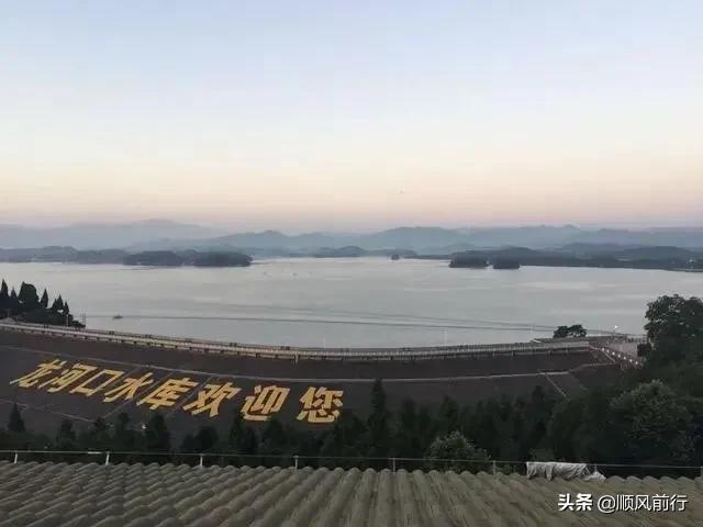 安徽一处名气很大的湖泊，曾成功晋升国家5A级景区，就在这个城市