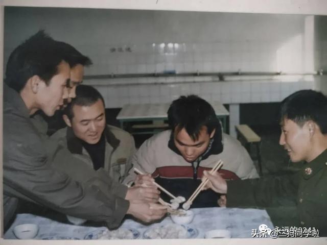 「当过兵的人」滚蛋饺——退役老兵刻骨铭心的