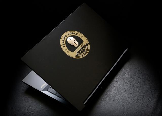 利剑出鞘，未来人类AMD系列桌面级工作站震撼来