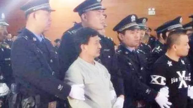 盗墓界的“祖师爷”，30年盗了5亿，被抓后狂言100个专家都不及他