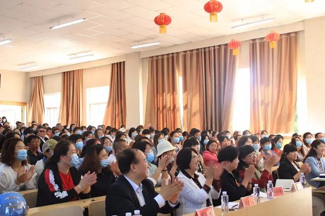 凝聚巾帼力量 助力文明城市创建