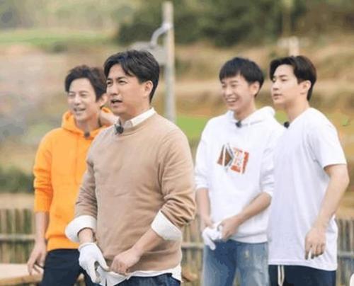 半年时间，49岁黄磊老师暴瘦15斤，减肥成功后颜