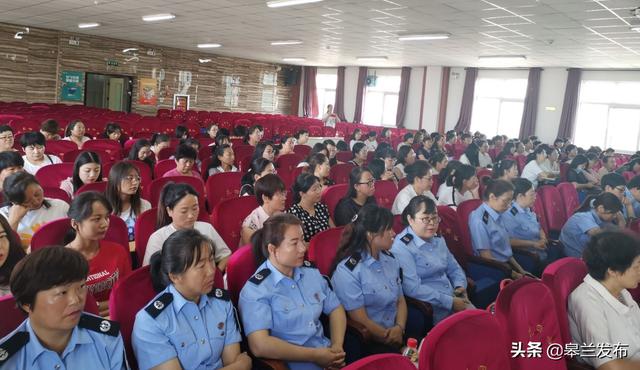 �����ؾٰ�����������Ů�ɲ����������赼����