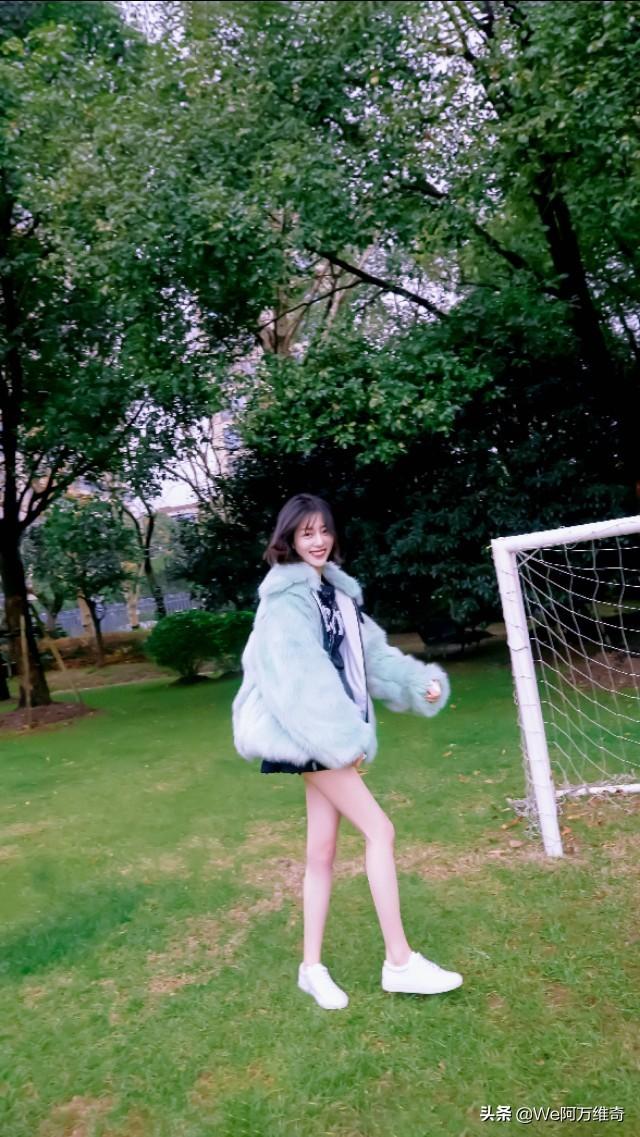 国内娱乐圈里这些美腿的姐姐们，你慕了吗？手