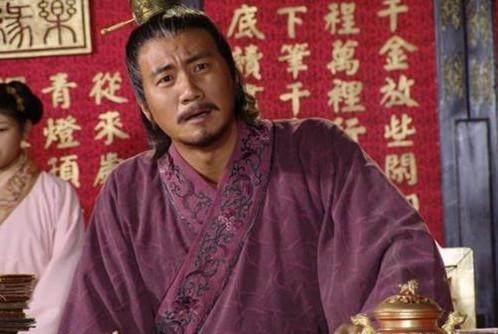 此人是朱元璋的大舅子，被委以高位时为何死活