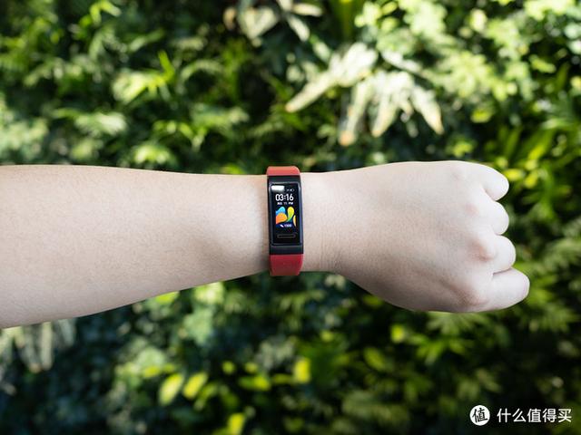 独立GPS + 血氧检测功能：HUAWEI 华为手环4 Pro上手体验
