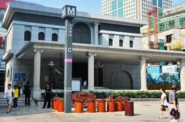 最壕、最挤、最美味，18个武汉地铁之“最”，你知道几个？