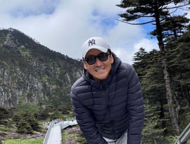 “尔康”周杰自愧是失败的演员：演着演着就不