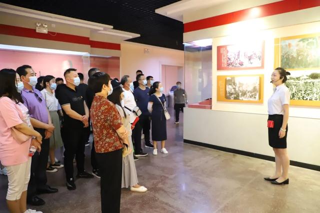 渭南市博物馆组织退役军人、党员及入党积极分子开展八一纪念活动