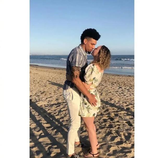 皇阿玛终于结婚了！当年的超污组图真的闪瞎眼