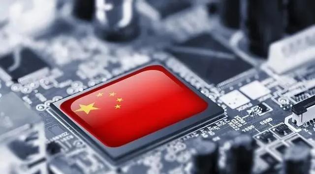 特朗普封锁华为芯片，美国能得到什么好处？清