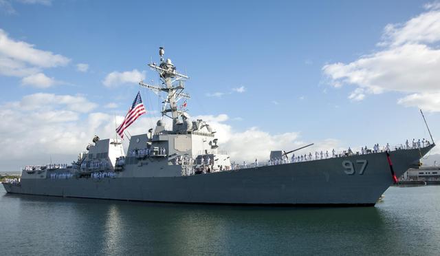 美军高调闯入最敏感海域，随后却低调逃离，大