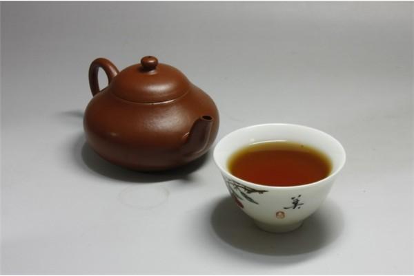 常喝茶能养生，若喝茶方法不对，反而伤身