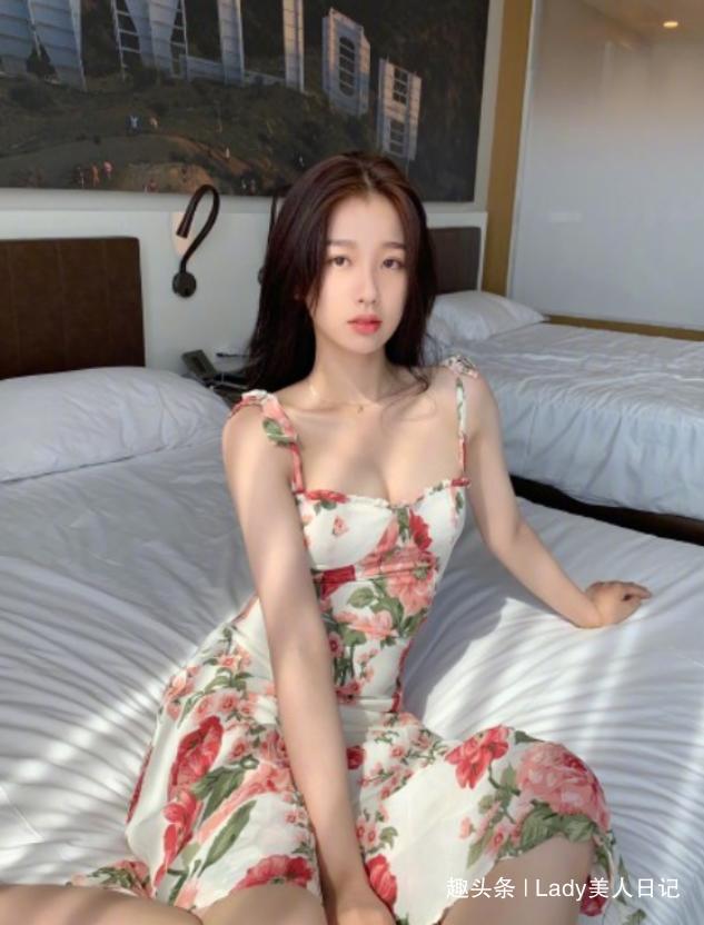 虞书欣学生时期旧照曝光，以前也是小美人一个