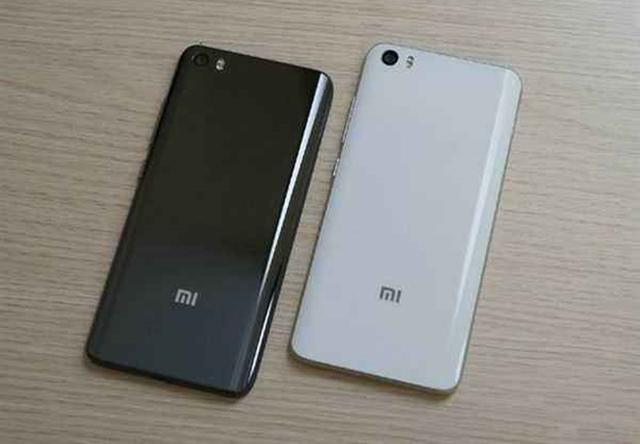 雷军不再“耍猴”，钉子户小米6更新MIUI12，米粉不吐不快