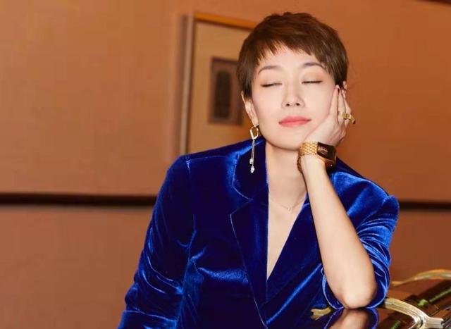 马伊琍被曝年收入千万，3套豪宅2家公司在手，离婚后更加独立？