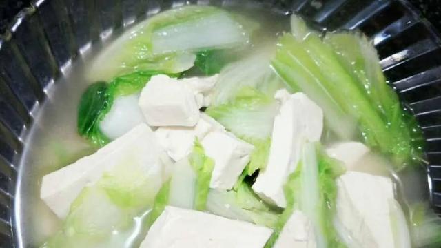 “惠寓公寓”候谷花园店丹丹：用温暖的家犒赏上进的灵魂