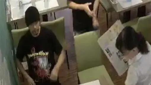 团这瓜越吃越乱