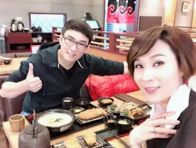 他是武侠剧第一男神，将上亿家产留给出轨的前妻，为何这么傻？