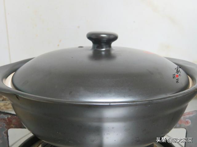 广东人教您鱼肉最好吃的做法，无需加水，鱼肉鲜美嫩滑，太香了