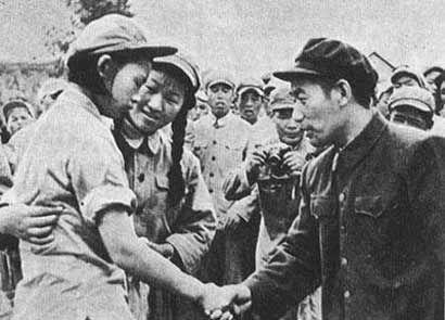 志愿军唯一被俘女兵杨玉华，16岁被美军俘虏，回国后过得如何？