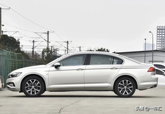 一汽大众新款迈腾，那些被帕萨特“伤过心”的人，还会选择它吗