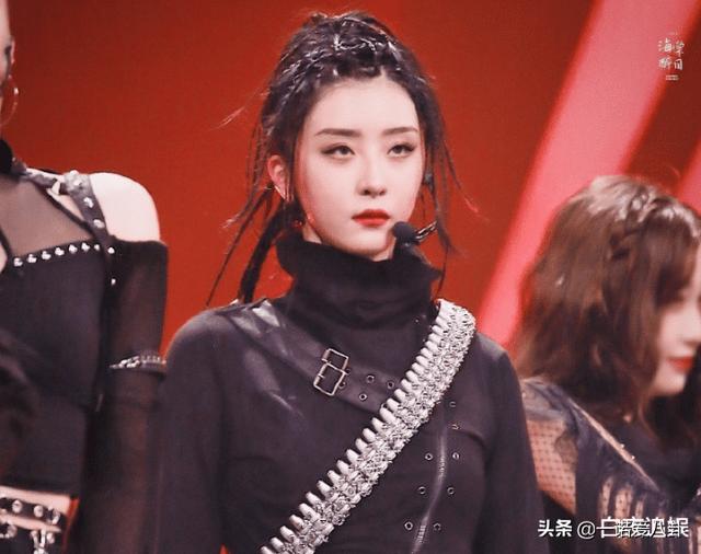 赵小棠发博分享日常，却被吐槽崇洋媚外，凌晨