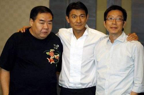 59岁华仔怕老？为什么帅是港片劳模刘德华一生无